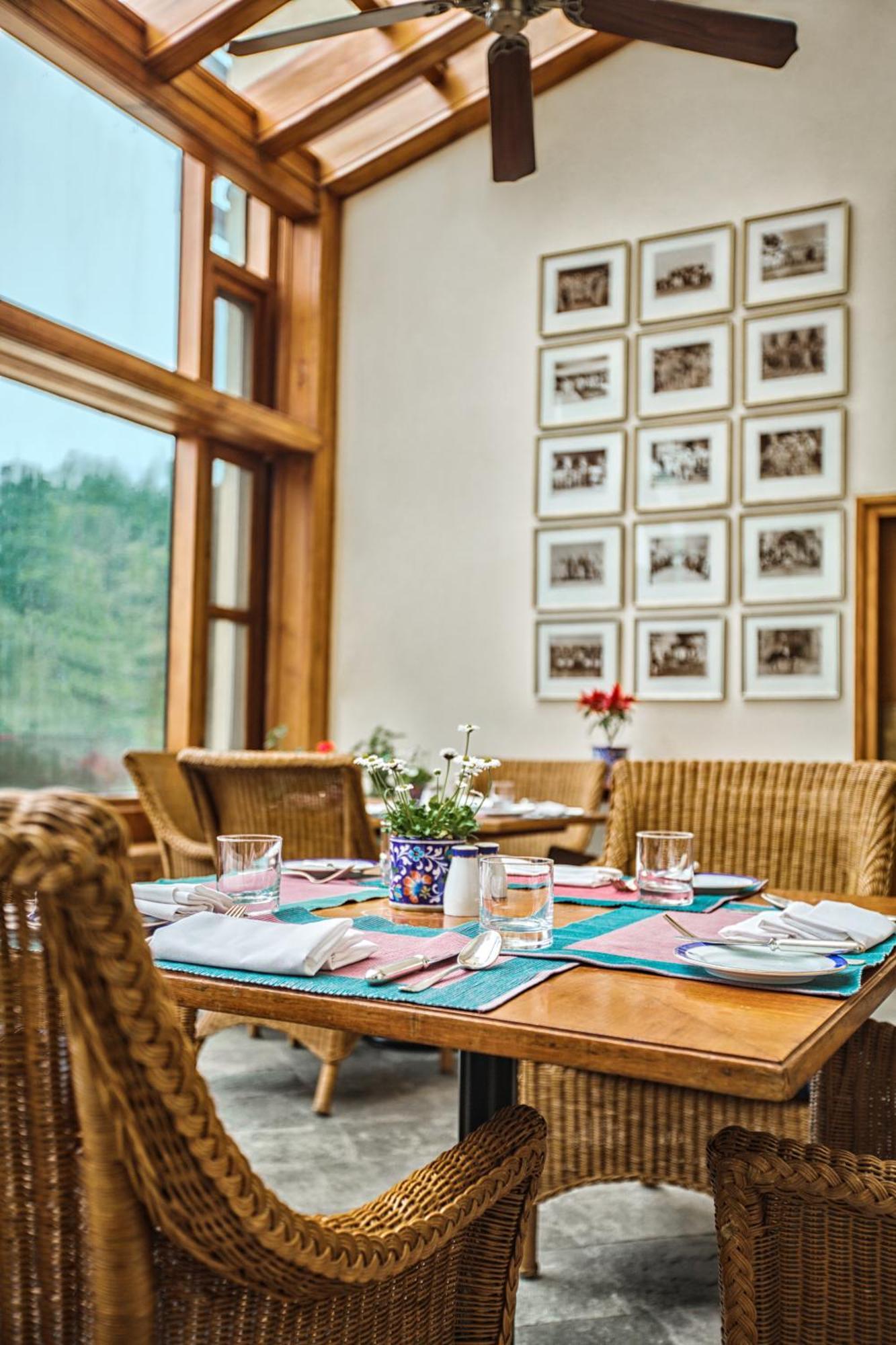 Wildflower Hall, An Oberoi Resort, Shimla Esterno foto